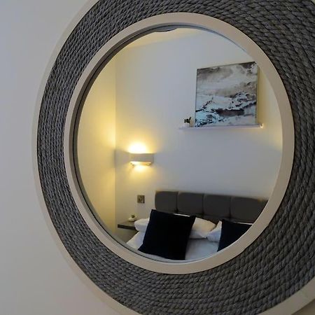 Apt 3 - Queens Court Scarborough Dış mekan fotoğraf